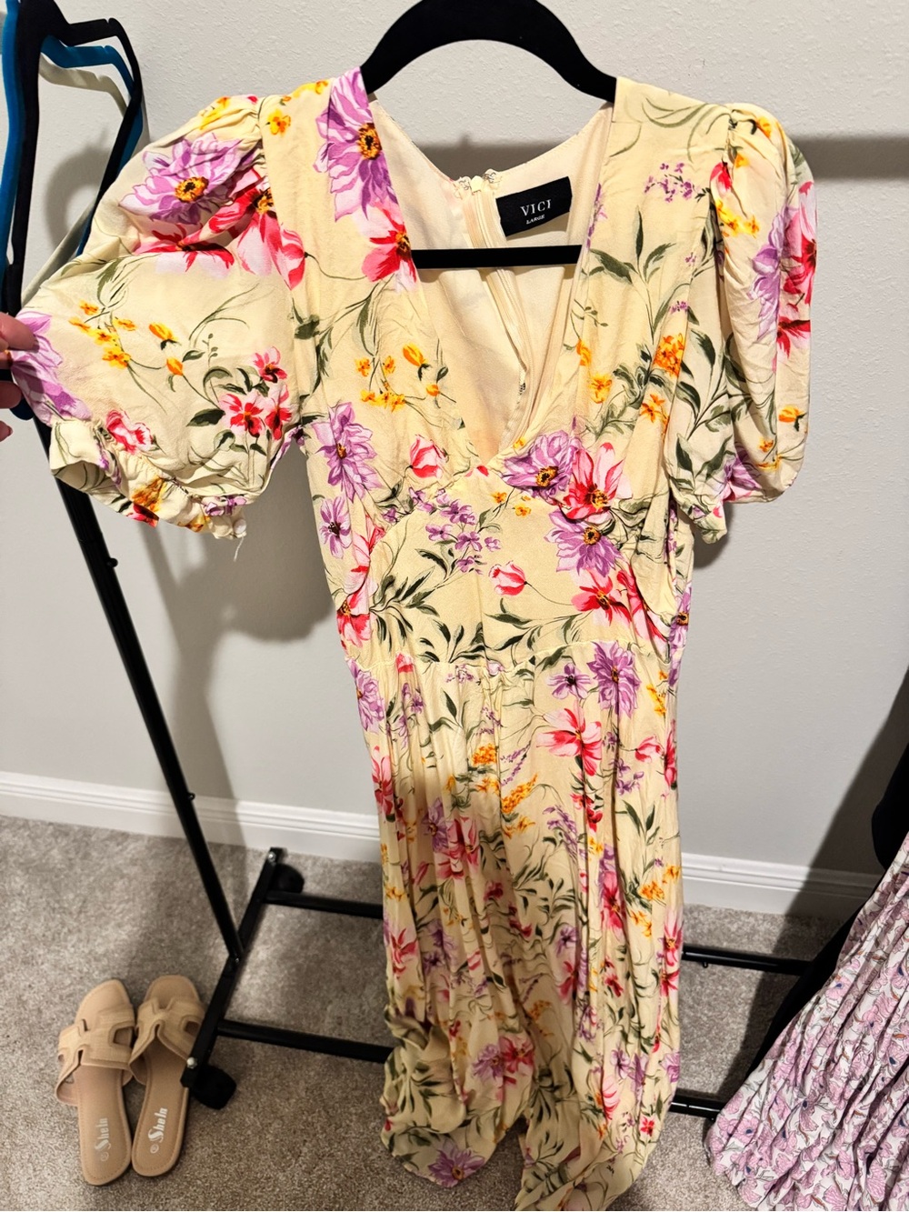 VICI Floral V-Neck Puff Sleeve Midi Dress in pale yellow Floral